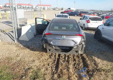 2019 Honda Civic Lx z USA, uszkodzony, nr VIN 19XFC2F66KE014651